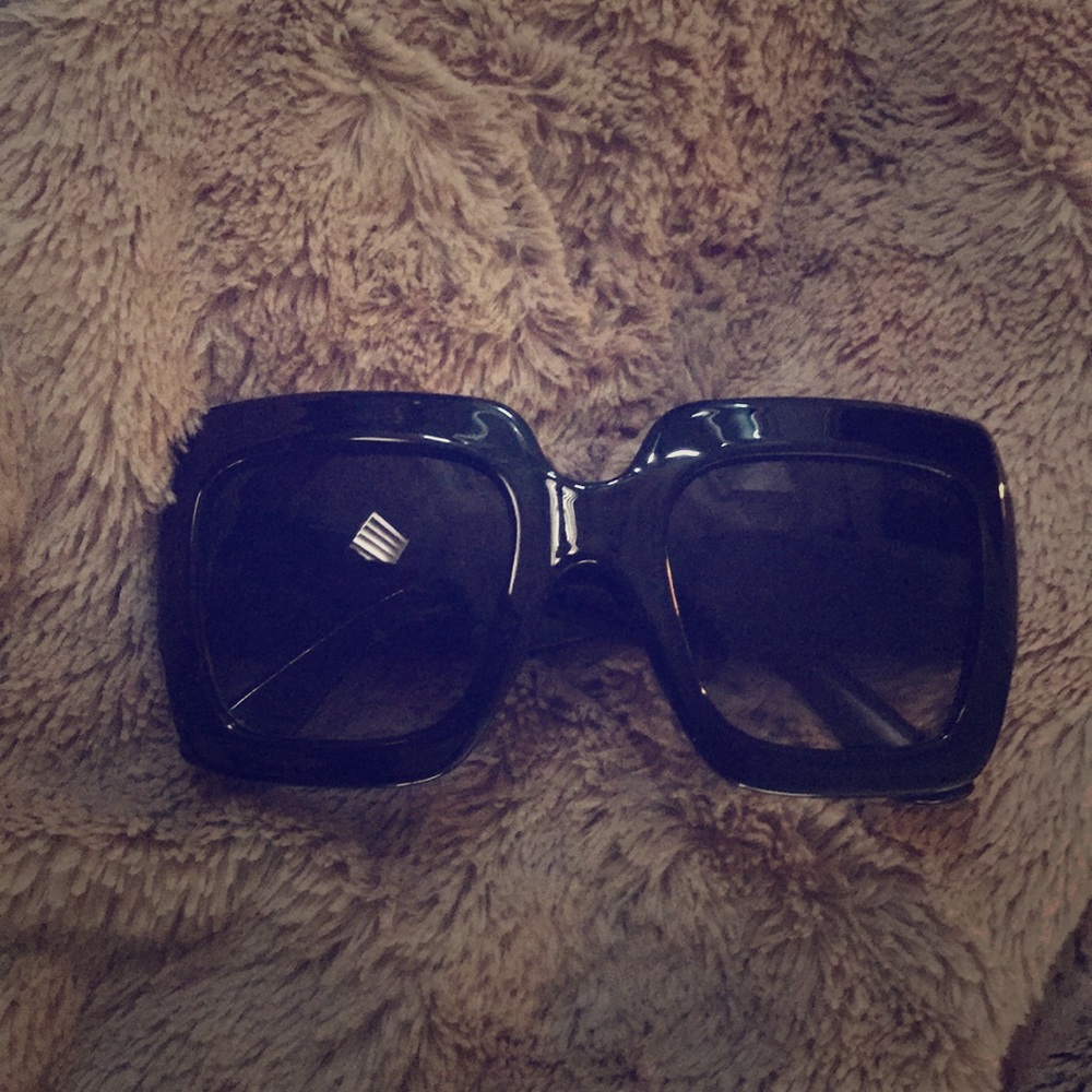 Gucci sunglasses